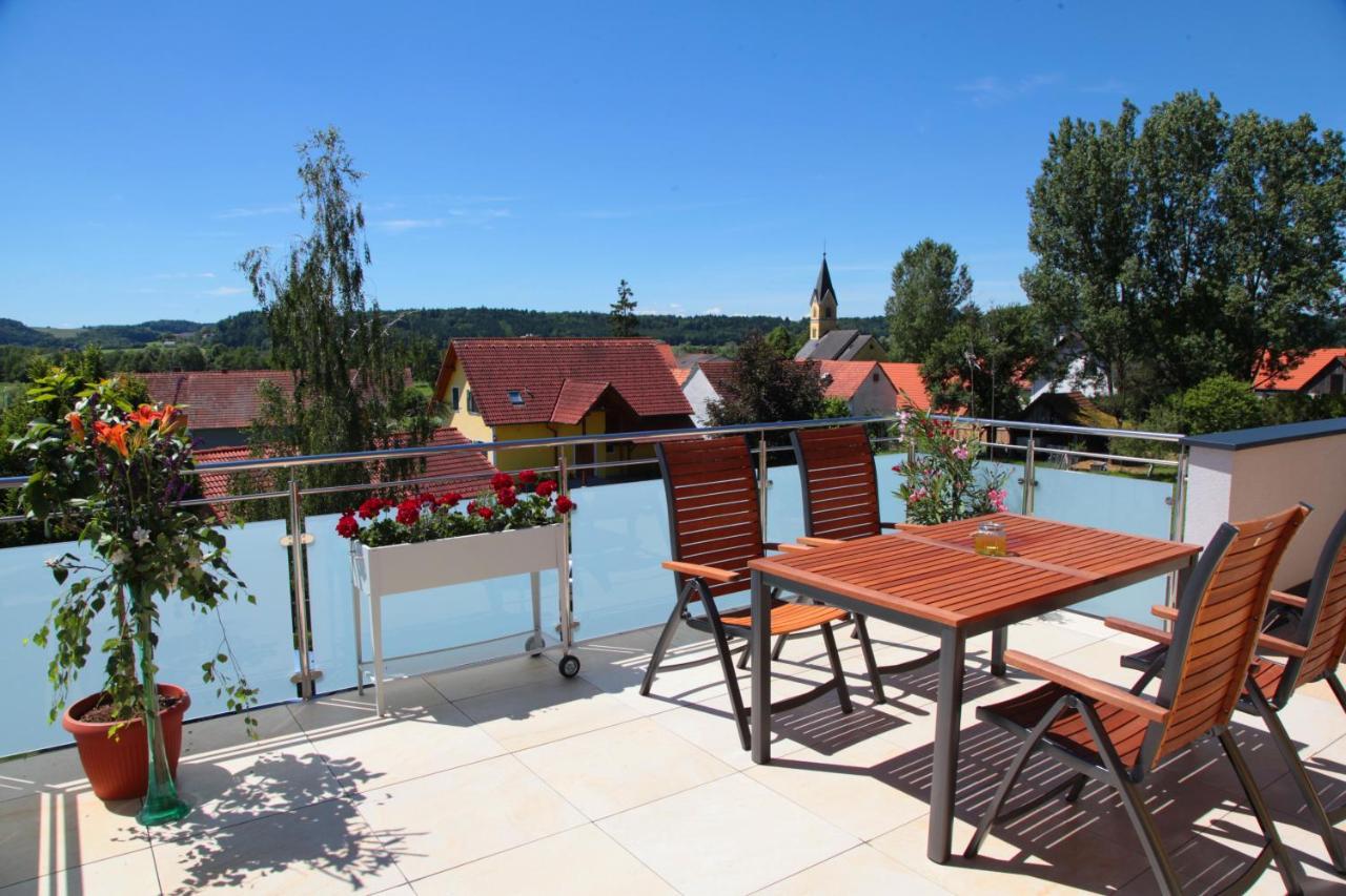 Hotel & Fruehstueckspension Raabtal Feldbach (Styria) Exterior foto