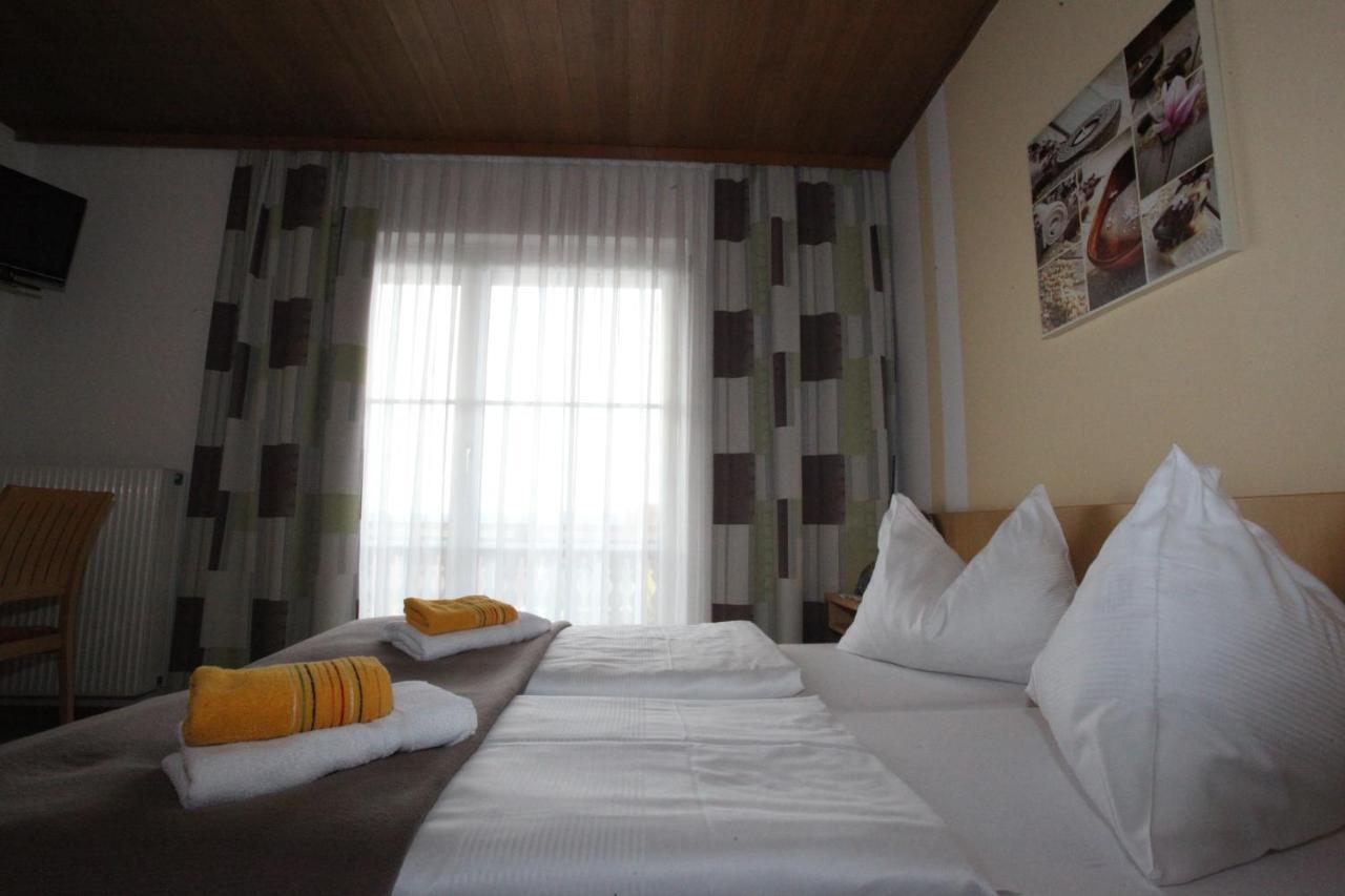 Hotel & Fruehstueckspension Raabtal Feldbach (Styria) Exterior foto